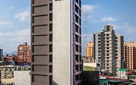 Lacle Hotel-Luzhou Taipei