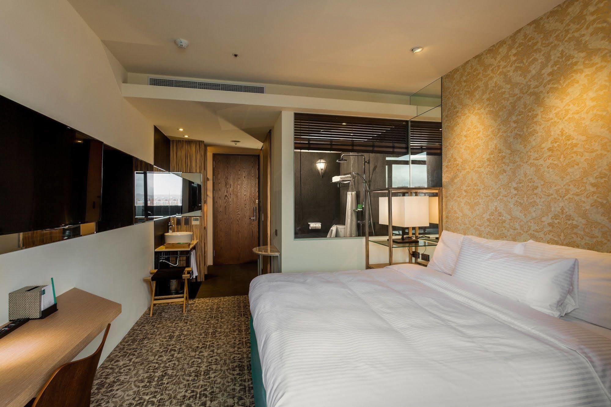 Lacle Hotel-Luzhou Taipei Extérieur photo