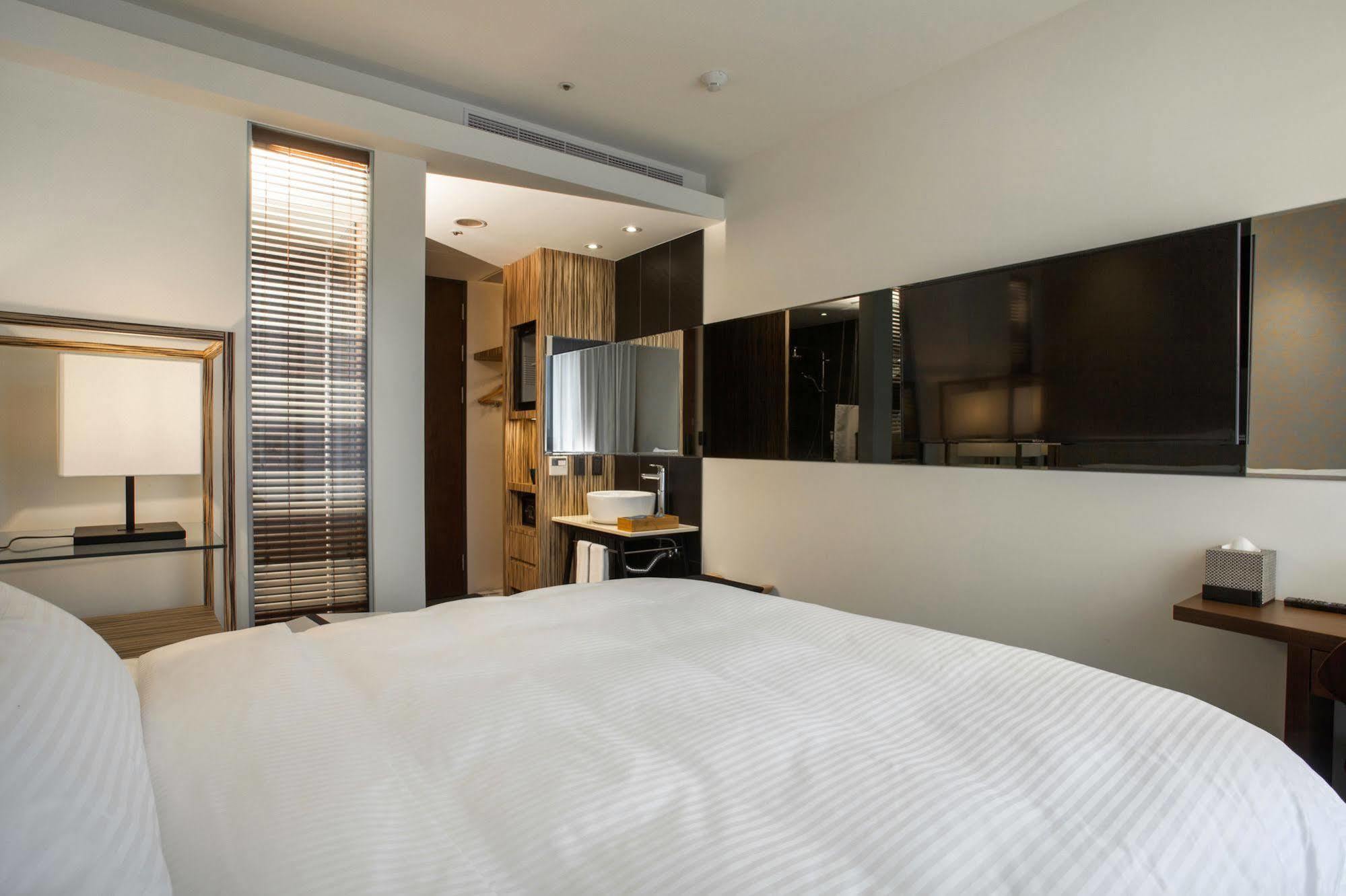 Lacle Hotel-Luzhou Taipei Extérieur photo